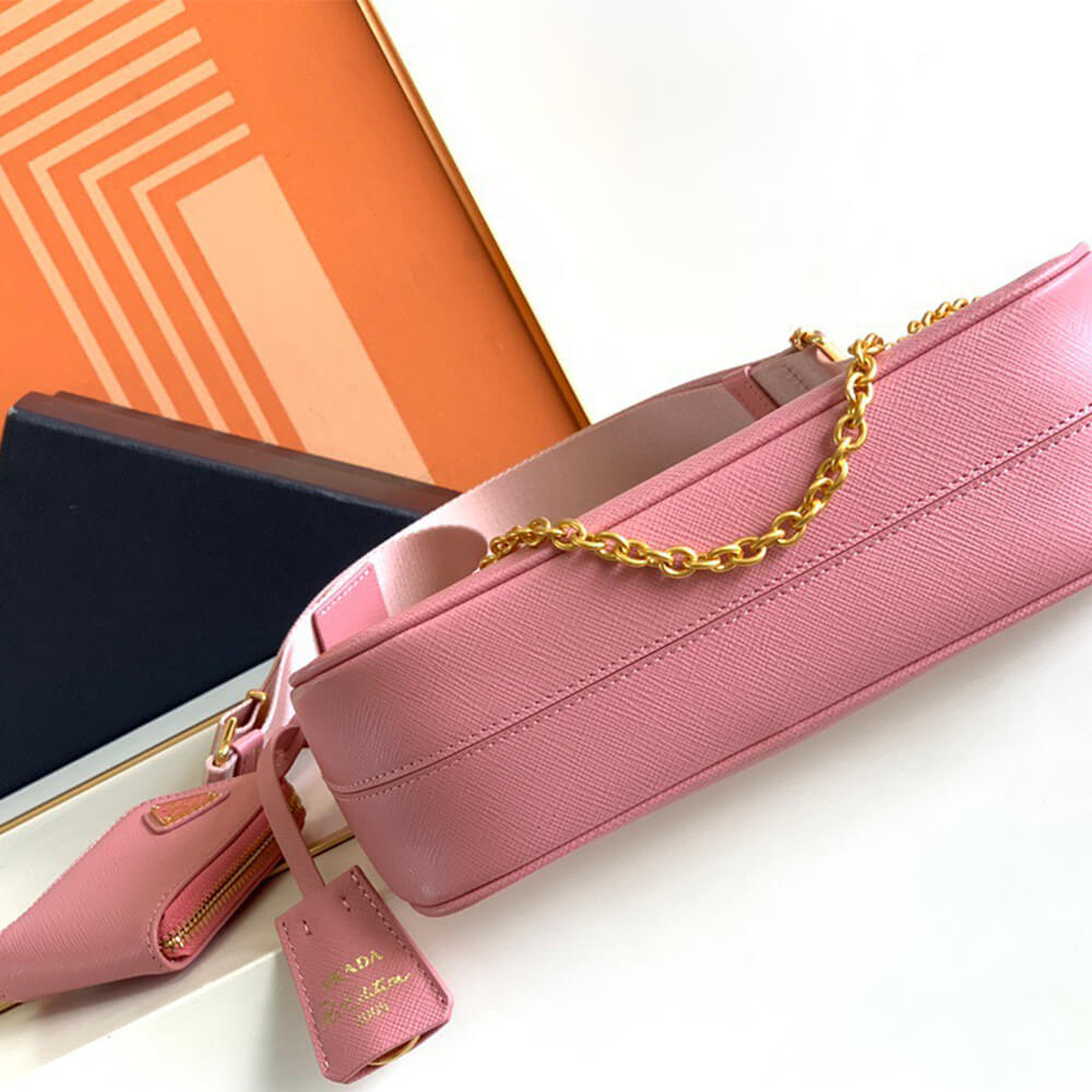 Prada Re-Edition 2005 Saffiano leather bag