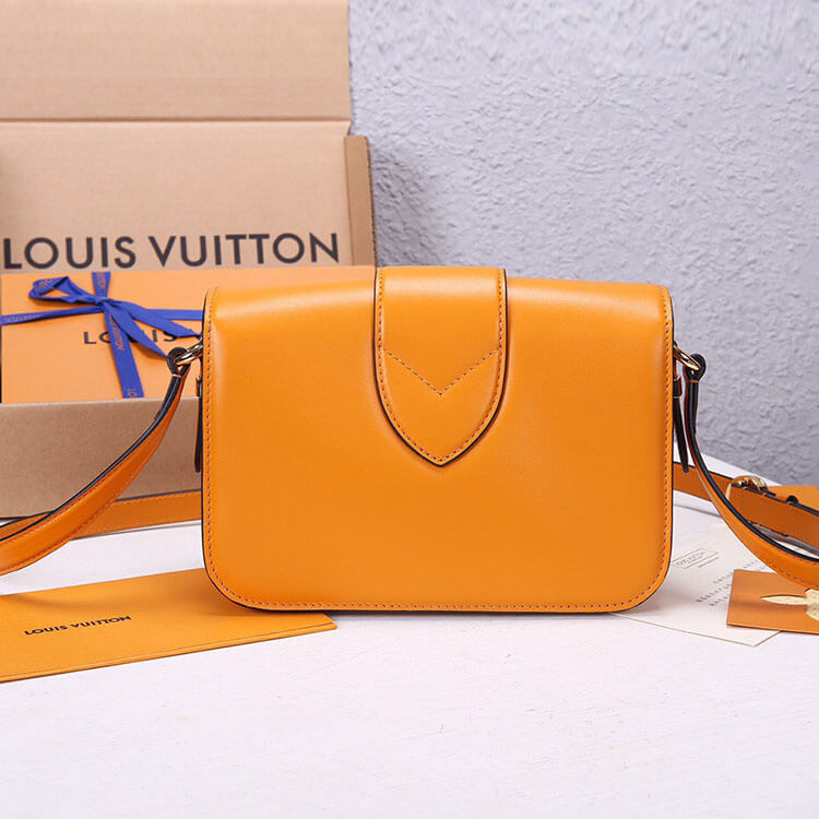 MEDIUM LADY D-JOY BAG