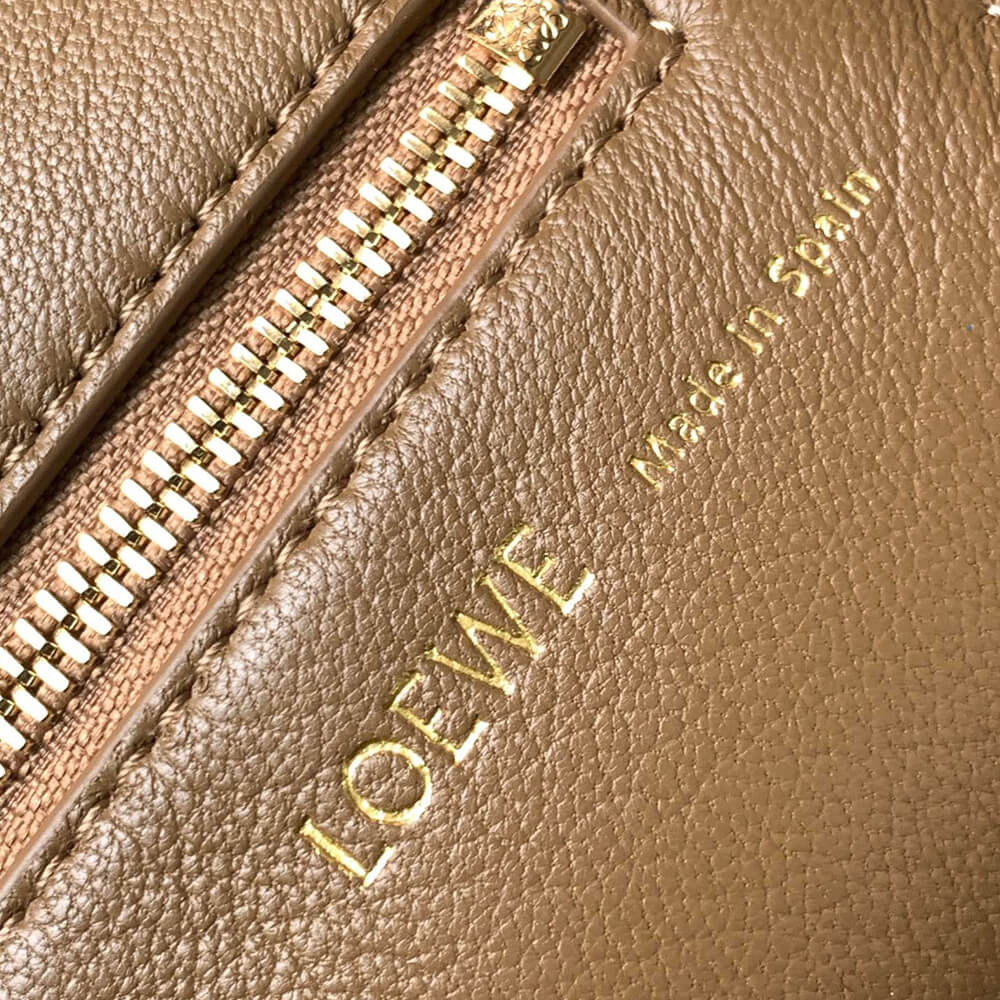 Loewe Small Squeeze bag in nappa lambskin