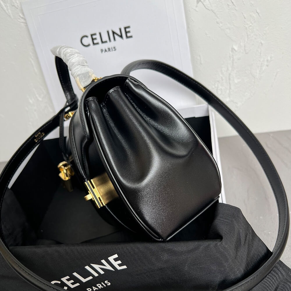 LV Capucines MM