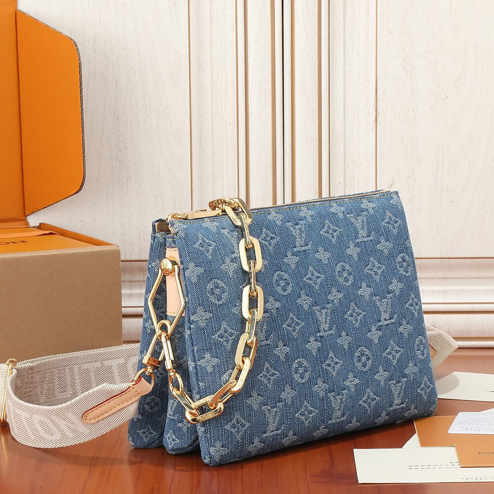 CHANEL BACKPACK(HIGH-END GRADE)