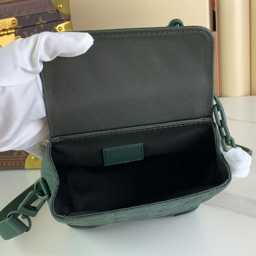 GUCCI DIANA MEDIUM SHOULDER BAG