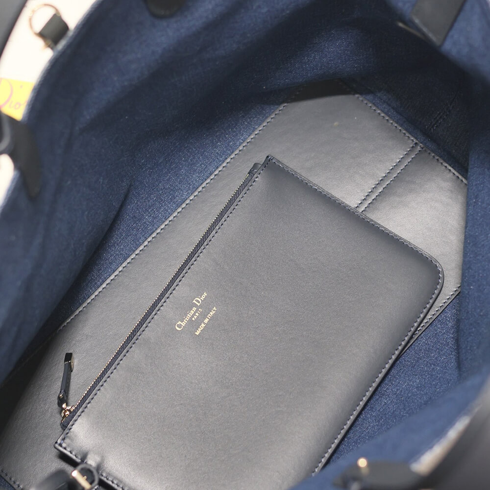 Small FLAP BAG WITH TOP HANDLE