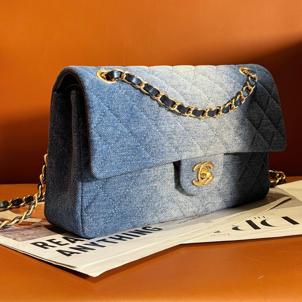 CHANEL CLASSIC 11.12 HANDBAG(high-end grade)