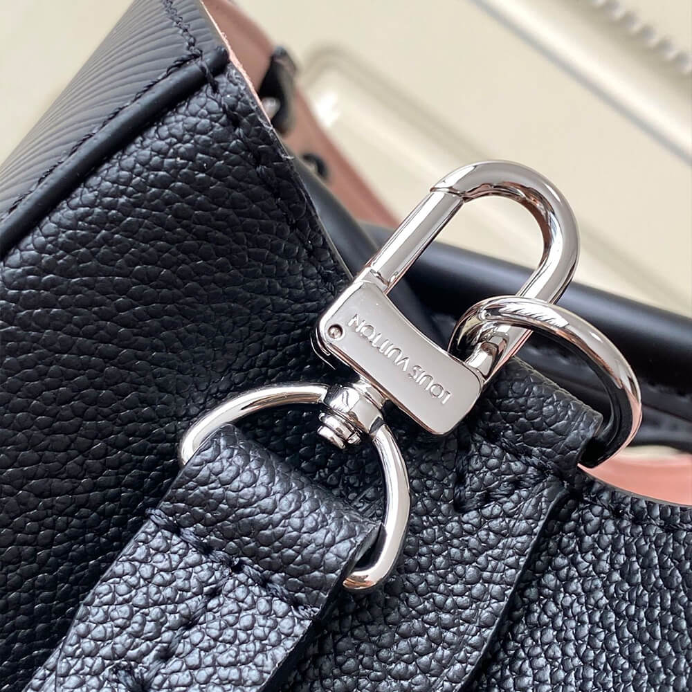 LV Bloom Pouch