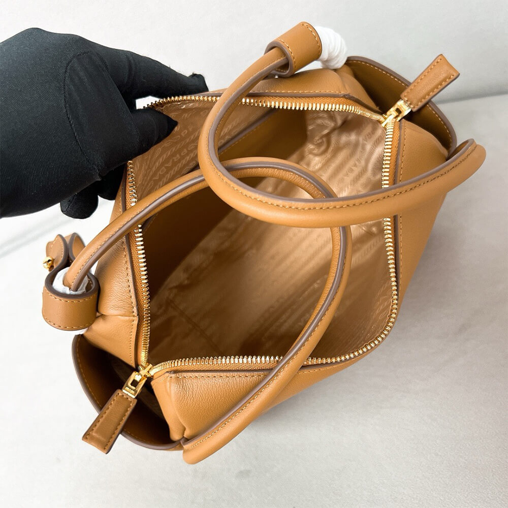 Prada Darling leather handbag(HIGH-END GRADE)