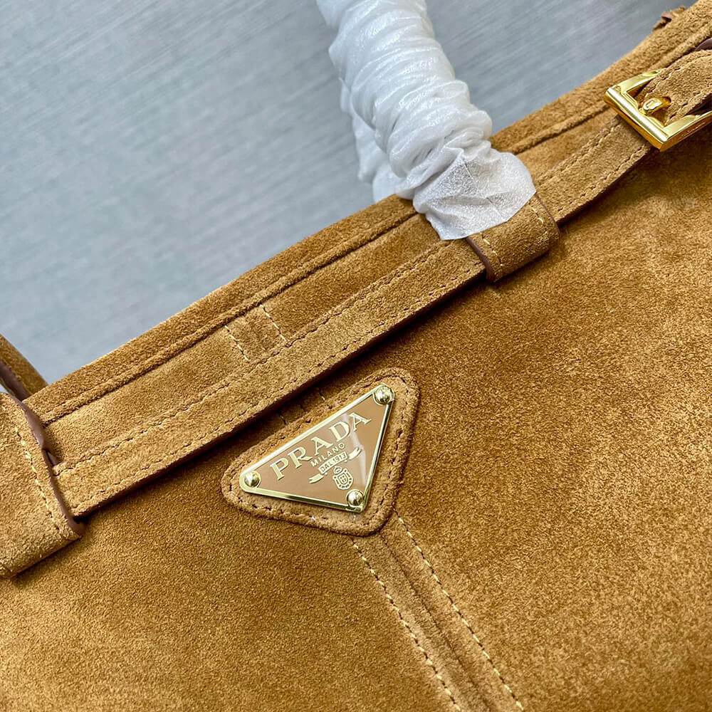 Prada Medium suede handbag(high-end grade)
