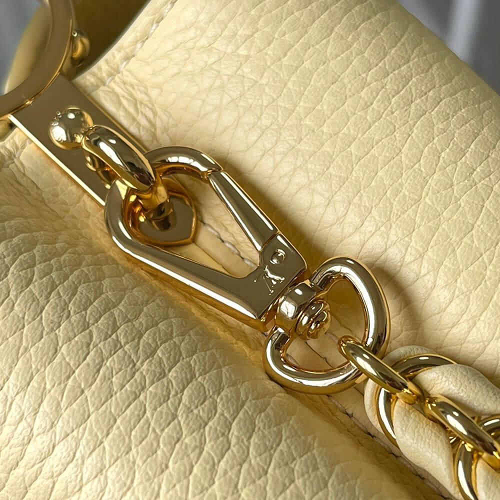 LV Low Key Cabas MM(high-end grade)
